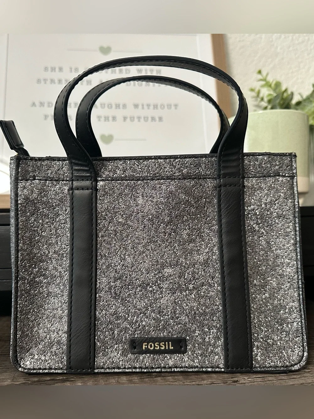 Fossil compact satchel